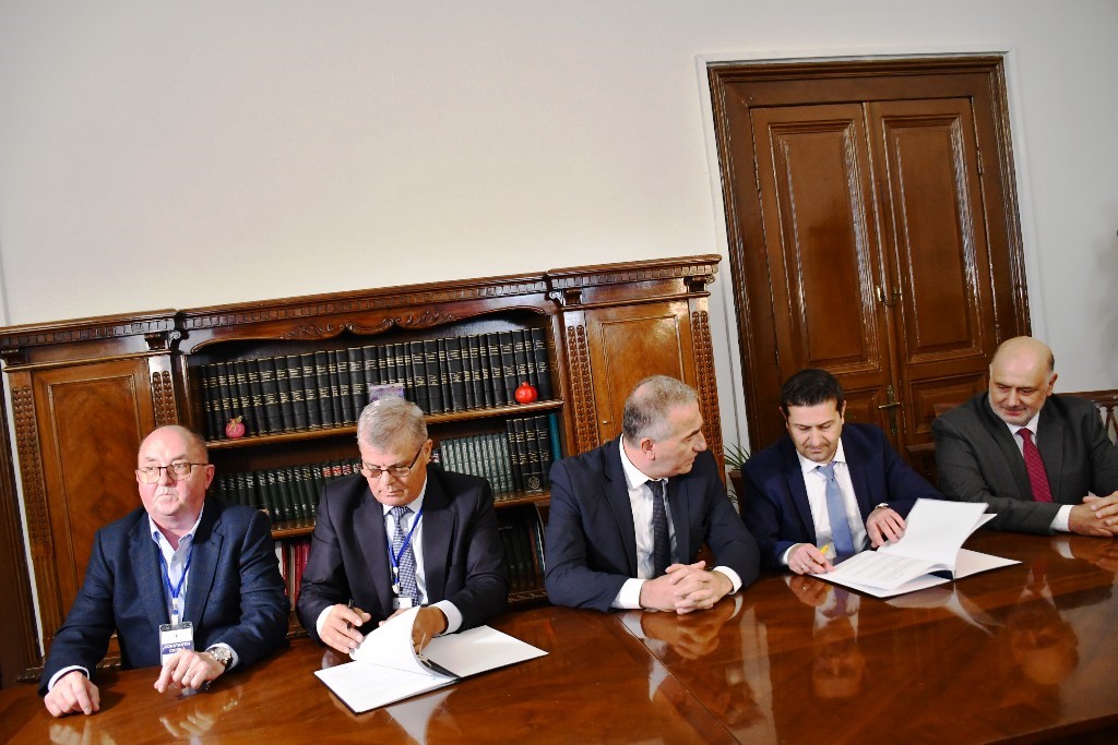 Υπογράφηκε μνημόνιο συνεργασίας μεταξύ ΕΥΑΘ και RAJA S.A., ρουμανική εταιρεία ύδρευσης-αποχέτευσης με έδρα την Κωνστάντζα@ΔΤ