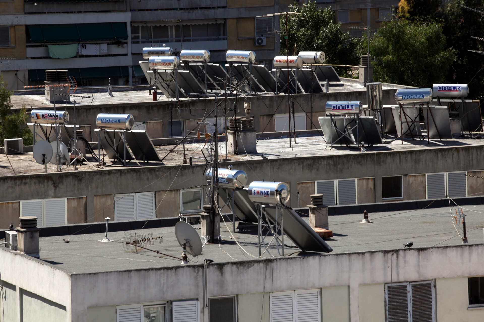 Επιδότηση ηλιακών θερμοσιφώνων: Στη Βουλή η τροπολογία