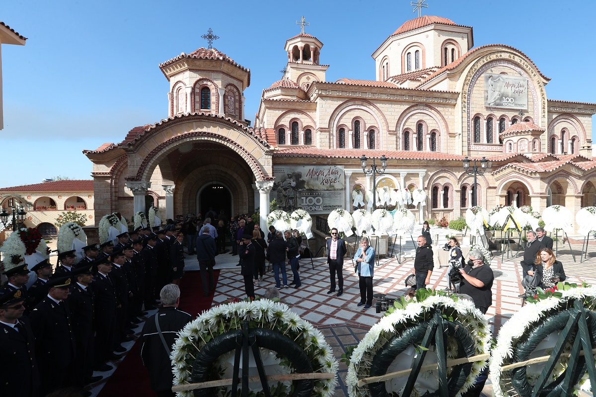 Εικόνες από την κηδεία του Αλ. Νικολαΐδη © ΒΑΣΙΛΗΣ ΒΕΡΒΕΡΙΔΗΣ /MOTION TEAM - Eurokinissi