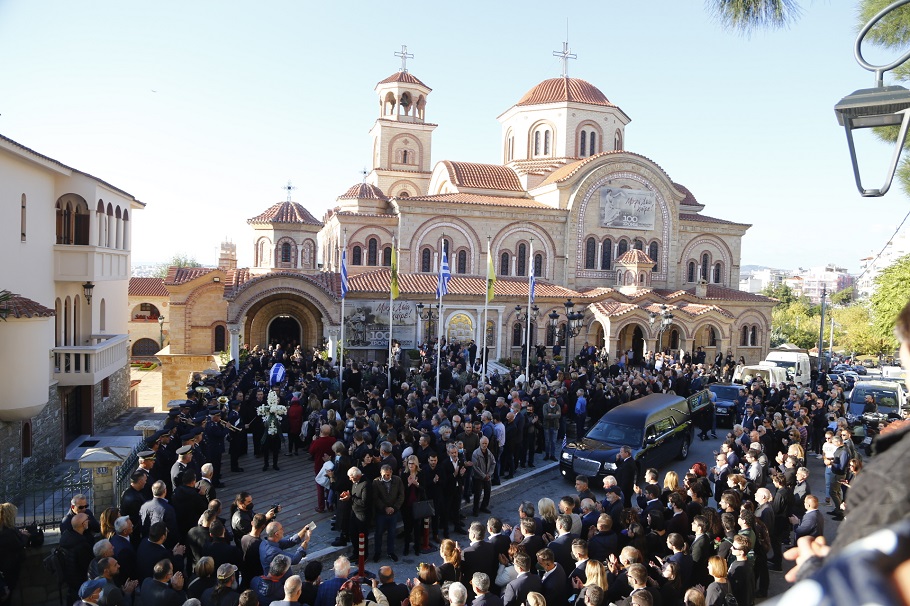 Πλήθος κόσμου είπε το τελευταίο αντίο στον Αλέξανδρο Νικολαΐδη