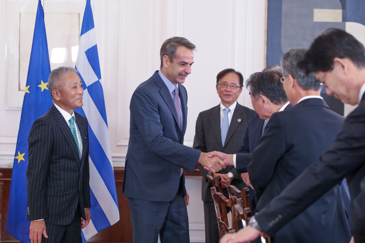 Συνάντηση του Πρωθυπουργού Κυριάκου Μητσοτάκη με αντιπροσωπεία μεγάλων επιχειρήσεων από την Ιαπωνία στο Μέγαρο Μαξίμου, (ΓΙΑΝΝΗΣ ΠΑΝΑΓΟΠΟΥΛΟΣ/EUROKINISSI)