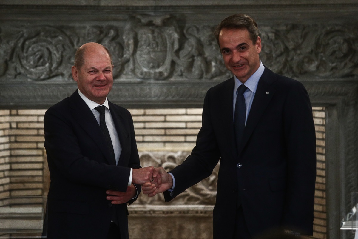 Σολτς σε Μητσοτάκη: Προσβλέπω σε εμβάθυνση των σχέσεων μας