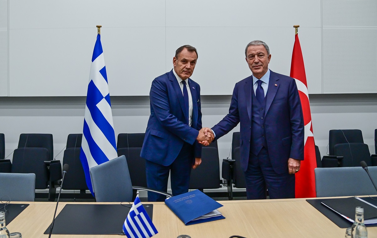 Συνάντηση Παναγιωτόπουλου - Ακάρ στις Βρυξέλλες © ΥΠ. ΑΜΥΝΑΣ/EUROKINISSI