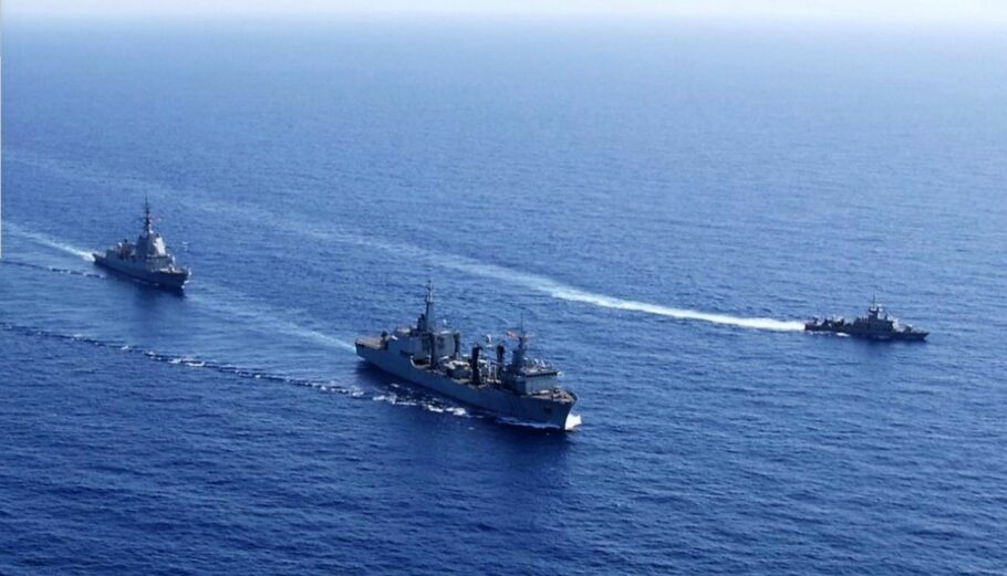 Πολεμικά πλοία στο Αιγαίο ©Eurokinissi