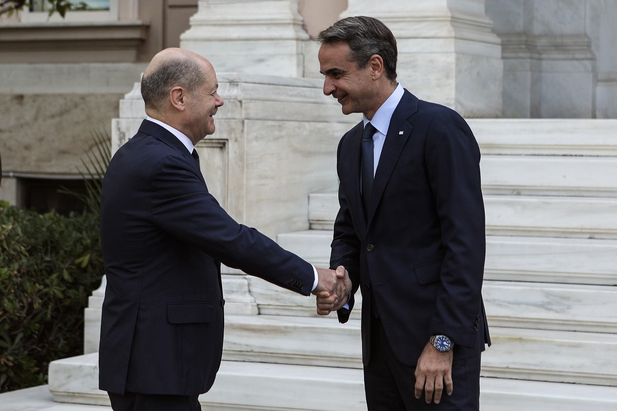 Συνάντηση του Πρωθυπουργού Κυριάκου Μητσοτάκη με τον Καγκελάριο της Ομοσπονδιακής Δημοκρατίας της Γερμανίας Όλαφ Σόλτς στο Μέγαρο Μαξίμου @(ΒΑΣΙΛΗΣ ΡΕΜΠΑΠΗΣ/EUROKINISSI)
