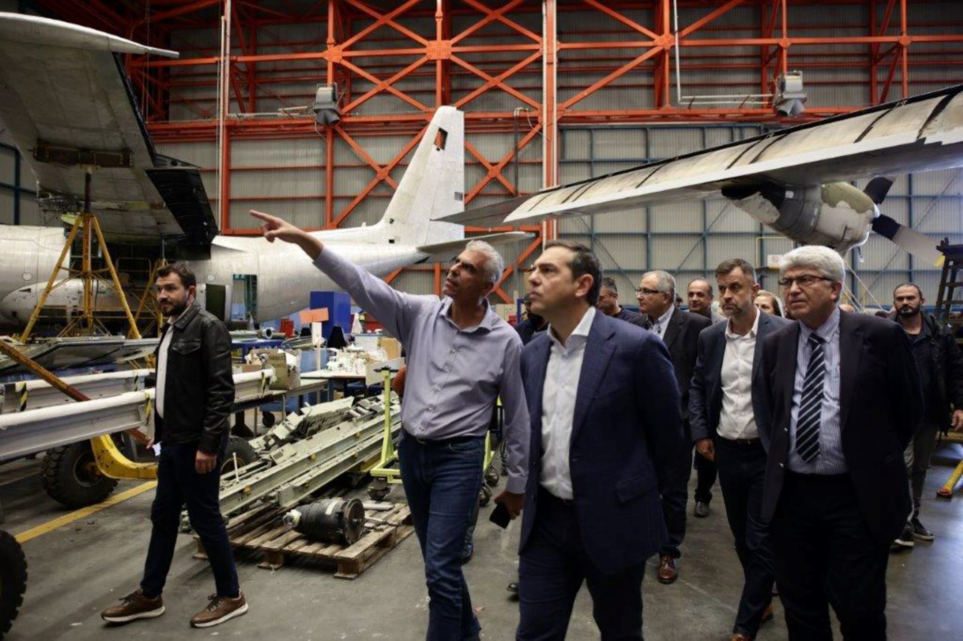 ΥΠΕΘΑ για ΕΑΒ: Όψιμο και υποκριτικό το ενδιαφέρον Τσίπρα