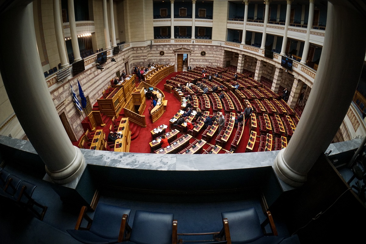Προεδρικό Διάταγμα για εύκολη πρόσβαση ΑμεΑ, εγκύων στα πλοία