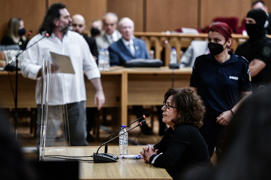 Χρυσή Αυγή: Συνεχίζεται η δίκη με την κατάθεση της Μάγδας Φύσσα