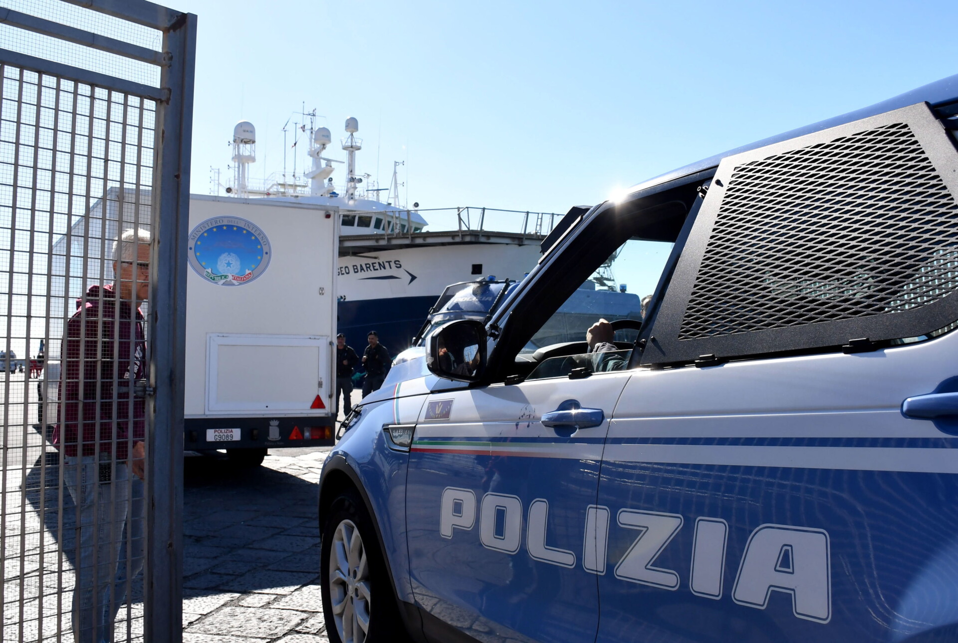 Αστυνομία στην Ιταλία © EPA/ORIETTA SCARDINO
