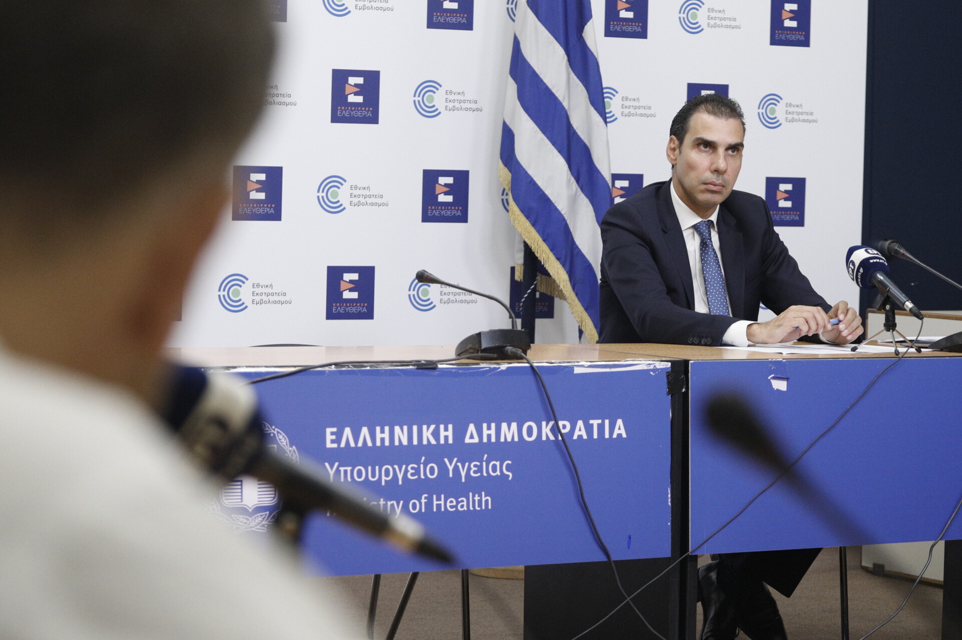 Κορονοϊός: Αντιμετώπιση μεταλλάξεων με τα επικαιροποιημένα εμβόλια