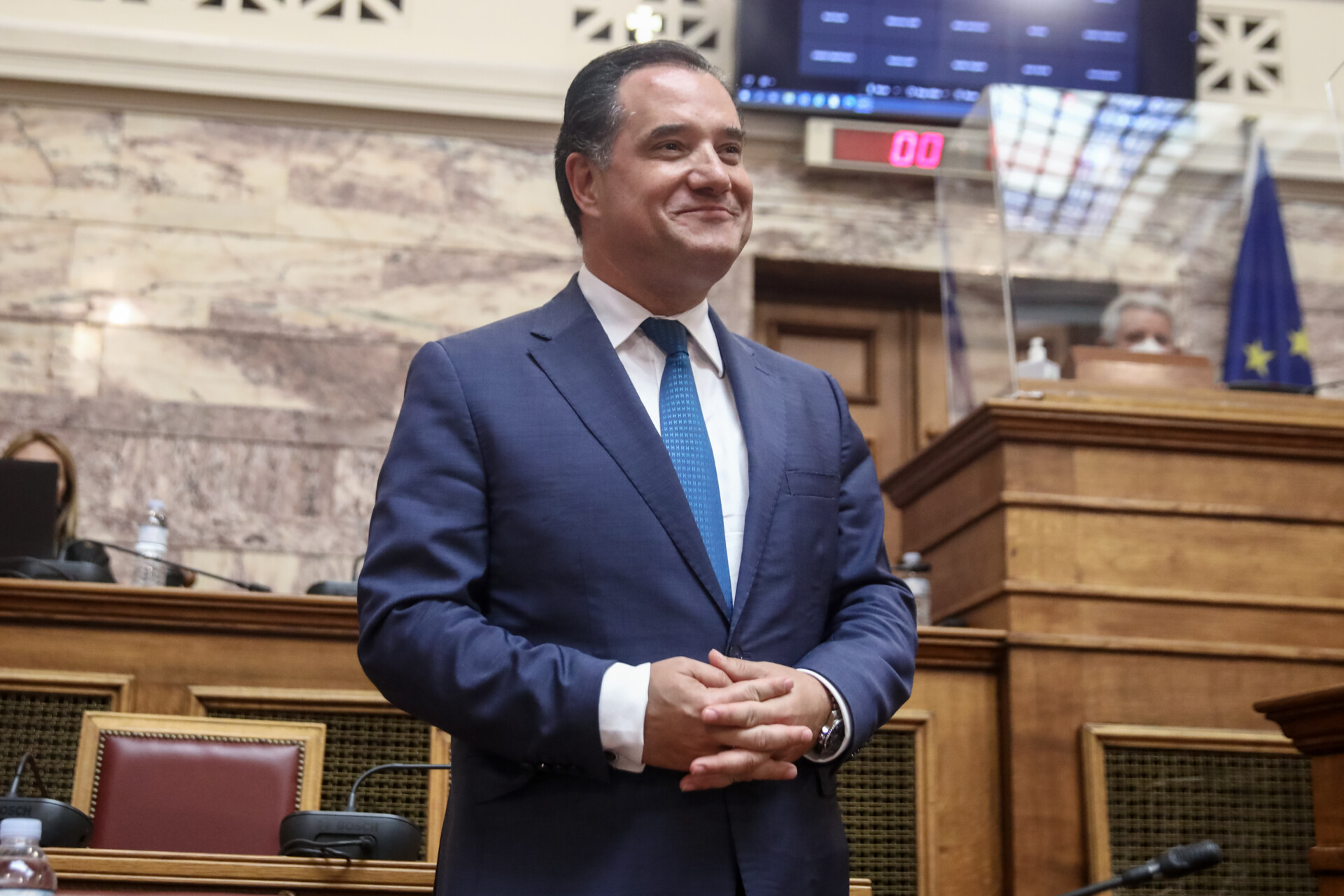 Βουλή: Ικανοποίηση Γεωργιάδη με το καλάθι του νοικοκυριού