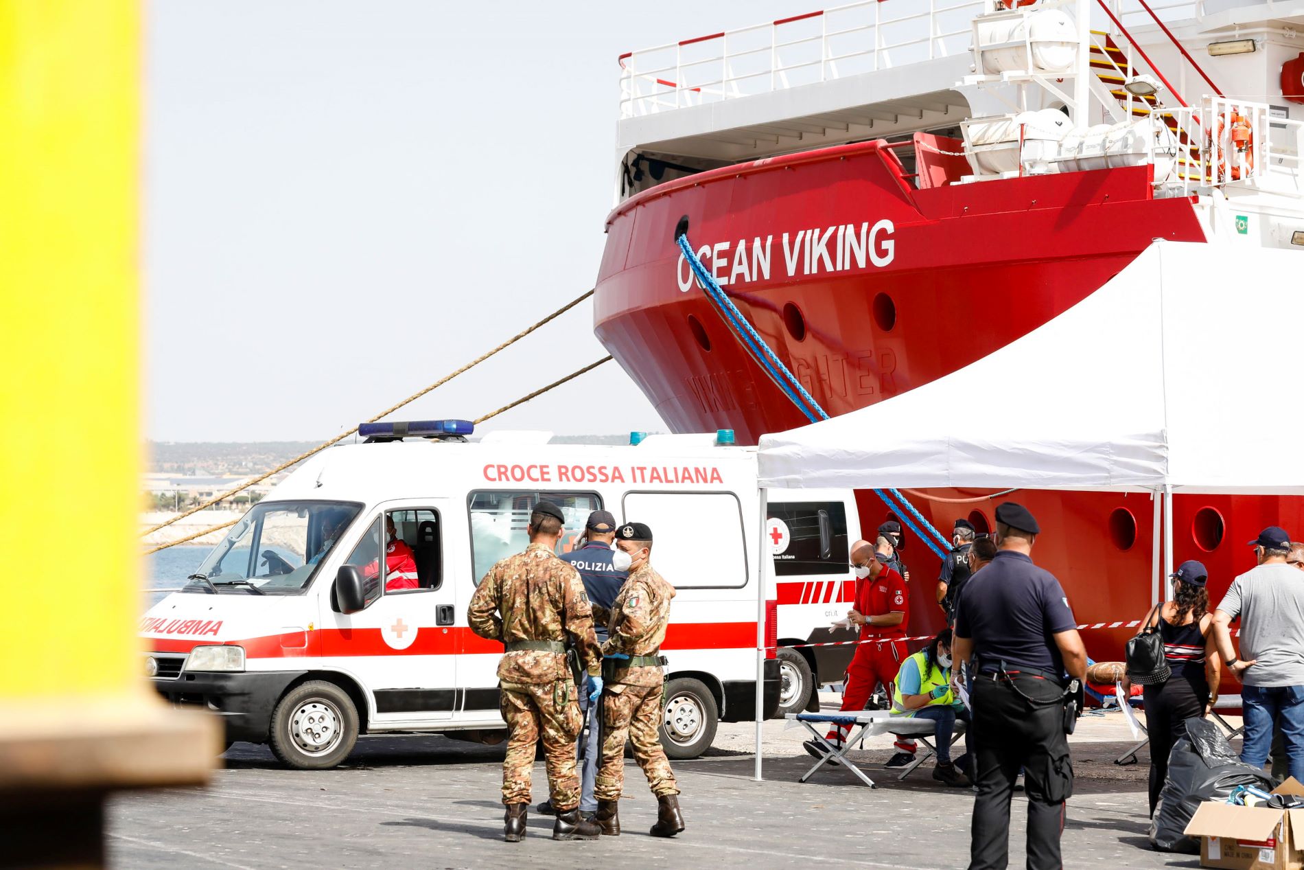 Το πλοίο Ocean Viking ©EPA/FRANCESCO RUTA