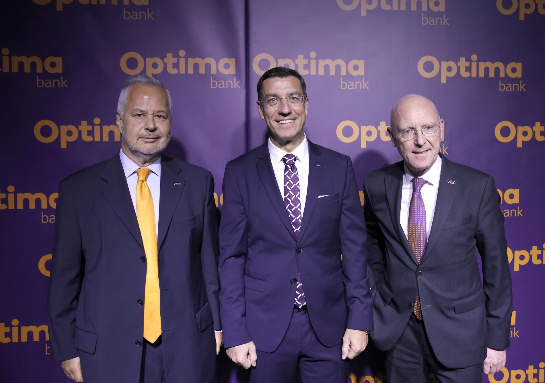Optima bank: Νέο κατάστημα στη Λάρισα