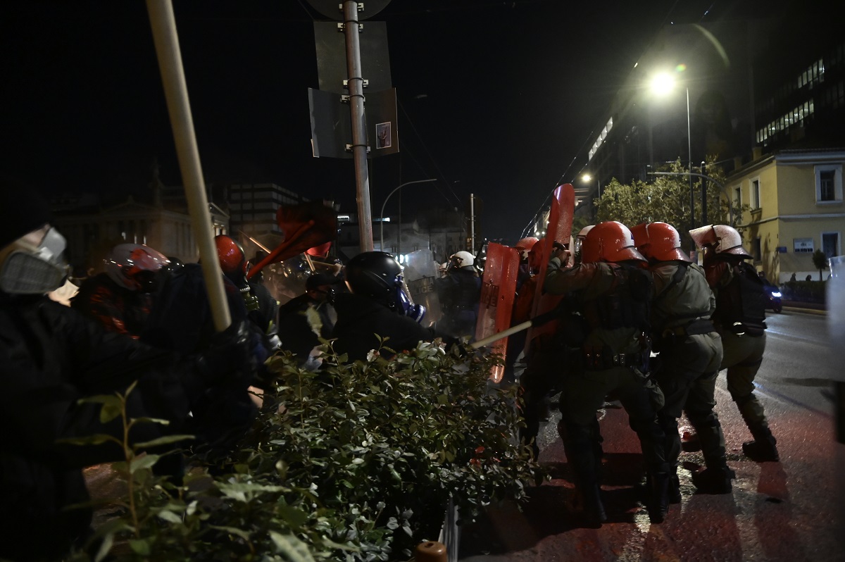 Ανακοίνωση της ΕΛΑΣ για τα επεισόδια στο κέντρο της Αθήνας