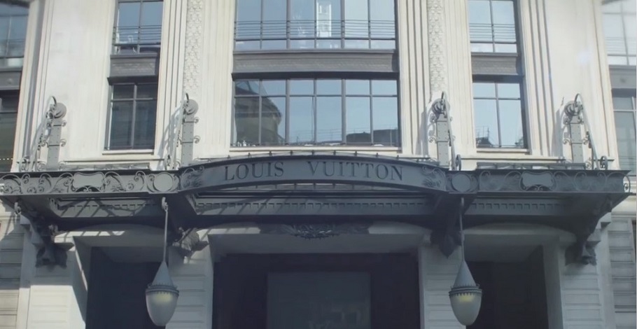 Η Louis Vuitton αποκαλύπτει το πρώτο της ξενοδοχείο © https://www.facebook.com/LouisVuitton