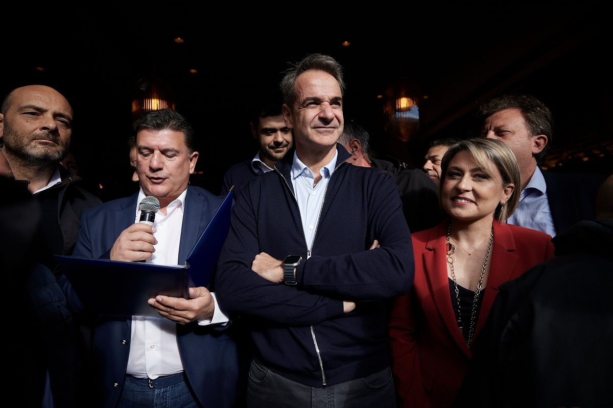 Μητσοτάκης: Κρατήσαμε την κοινωνία και την οικονομία όρθια