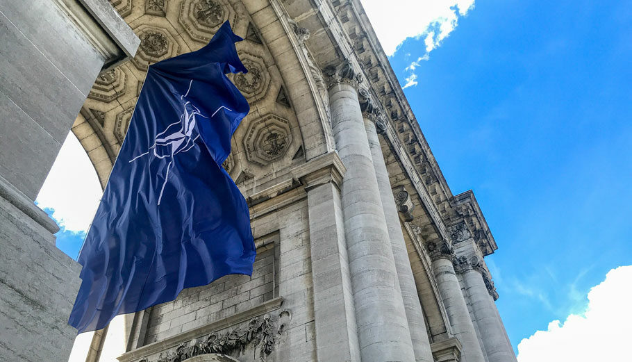 Η σημαία του ΝΑΤΟ στις Βρυξέλλες © 123rf
