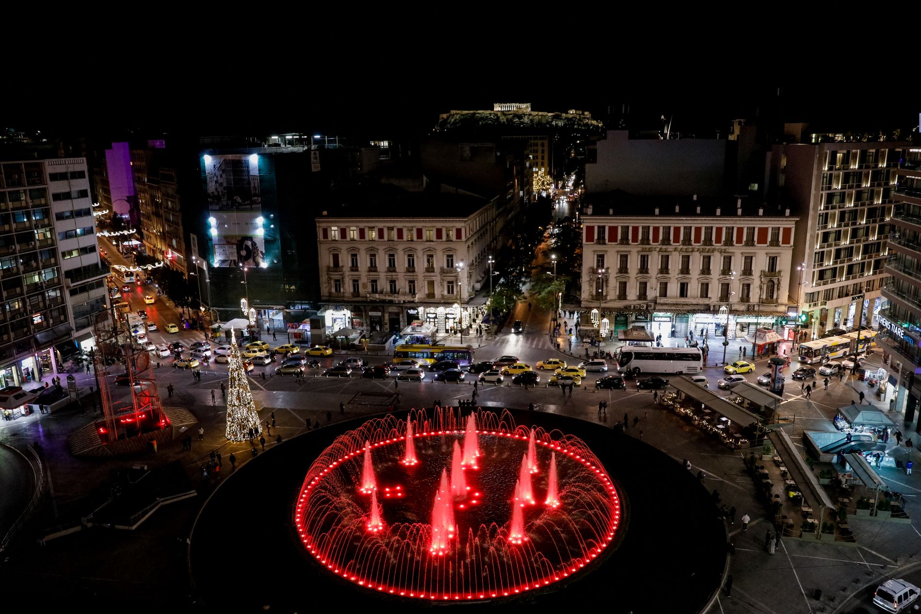Η πλατεία Ομονοίας, με χριστουγεννιάτικο στολισμό/Στιγμιότυπο του 2021 ©Eurokinissi