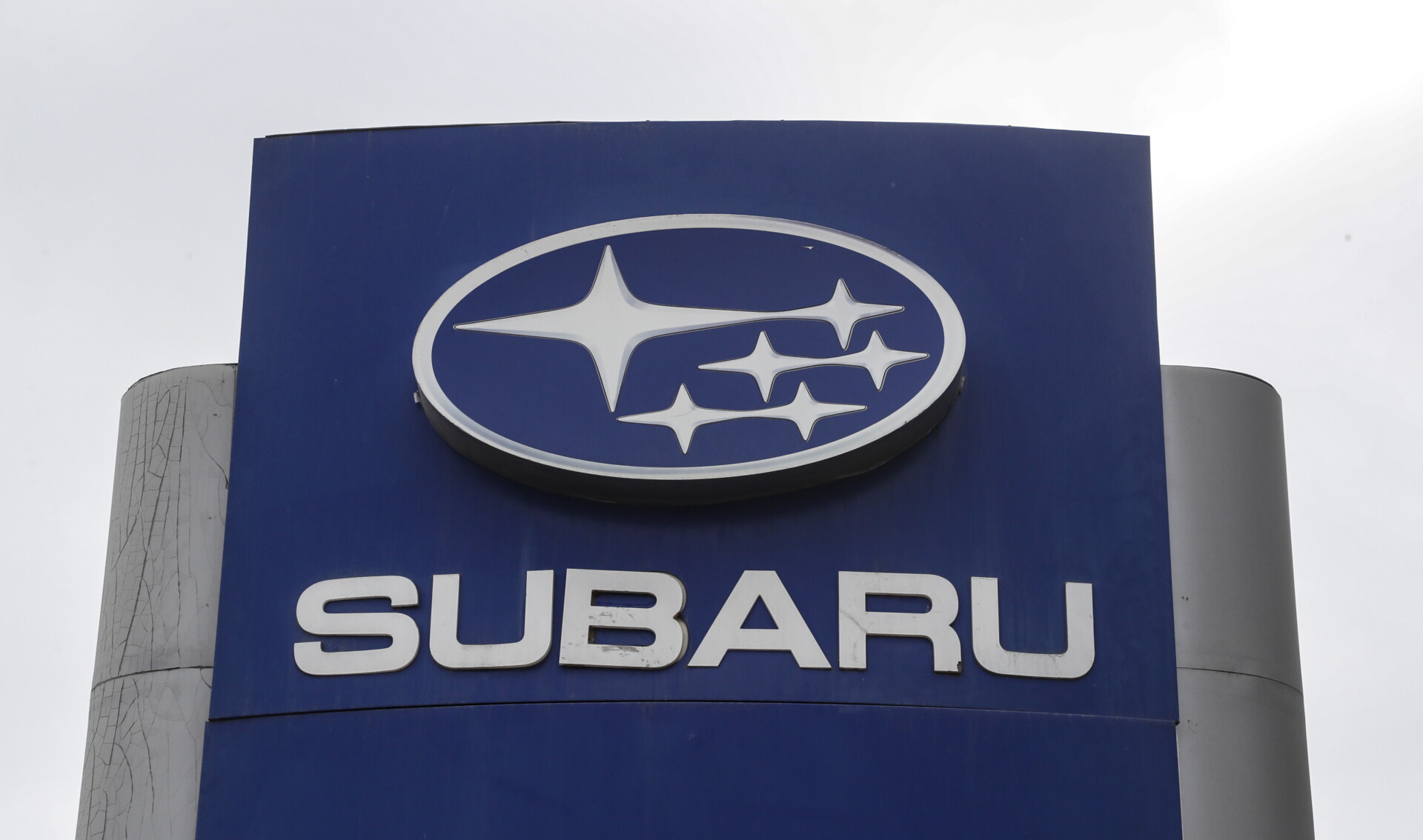 Subaru © EPA/YURI KOCHETKOV