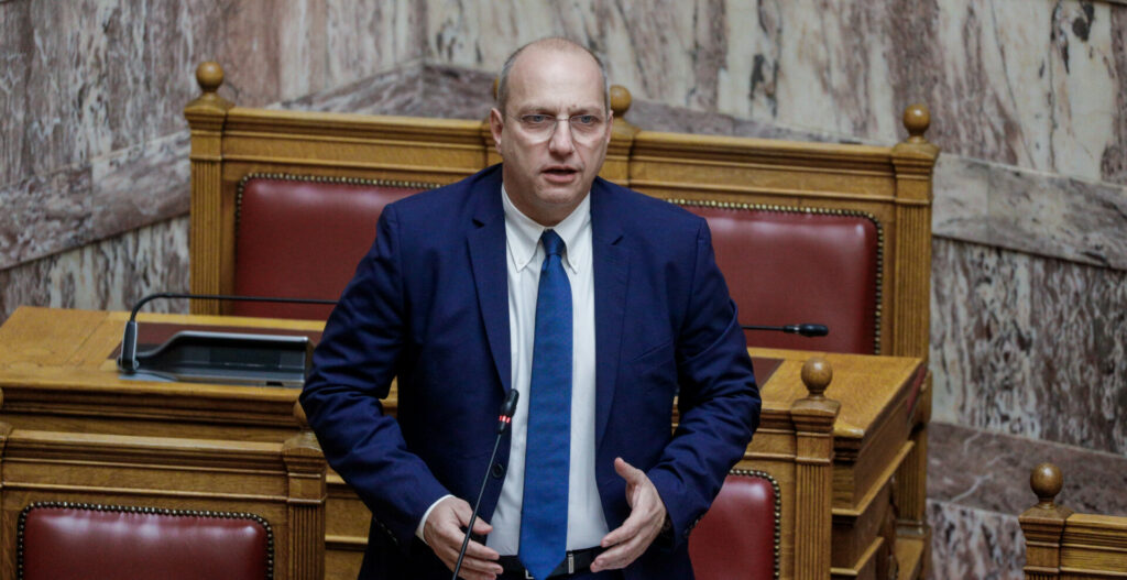 Οικονόμου: Πρώτη φορά μπαίνει τάξη στη χρηματοδότηση του Τύπου