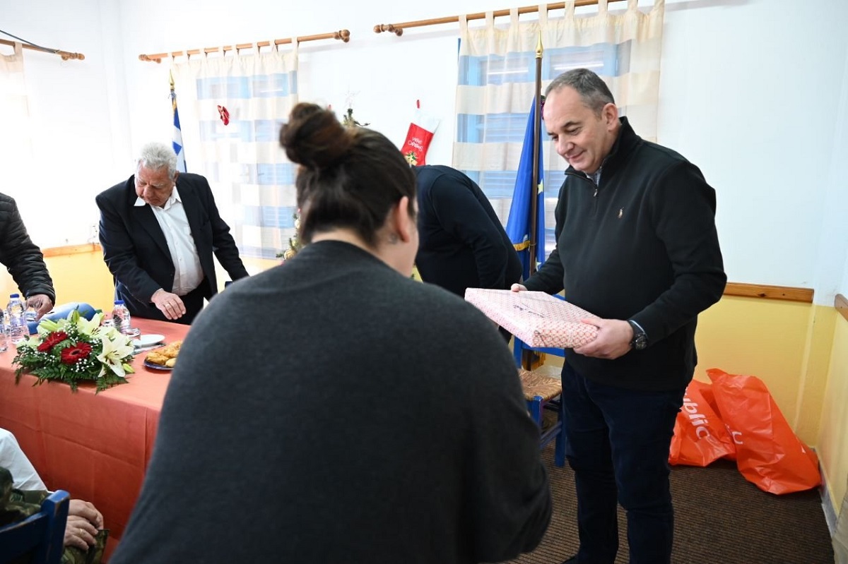 Επίσκεψη του υπουργού Ναυτιλίας, Γιάννη Πλακιωτάκη στο Αγαθονήσι © ΔΤ