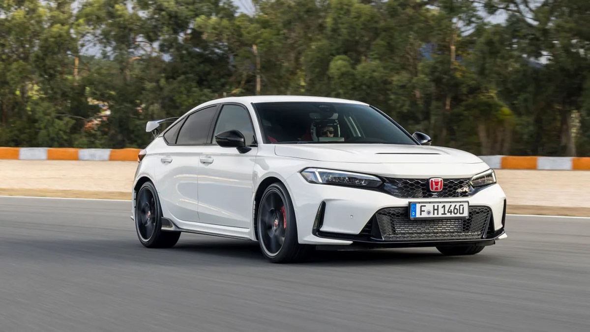 Οδηγούμε το νέο Honda Civic Type R (+video)