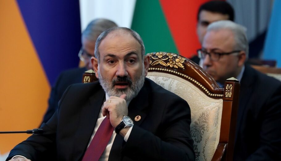 Ο πρωθυπουργός της Αρμενίας Νικόλ Πασινιάν © EPA/IGOR KOVALENKO