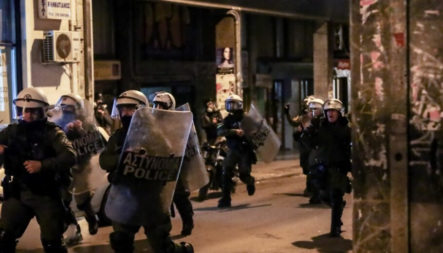 Επεισόδια στα Εξάρχεια ©Eurokinissi