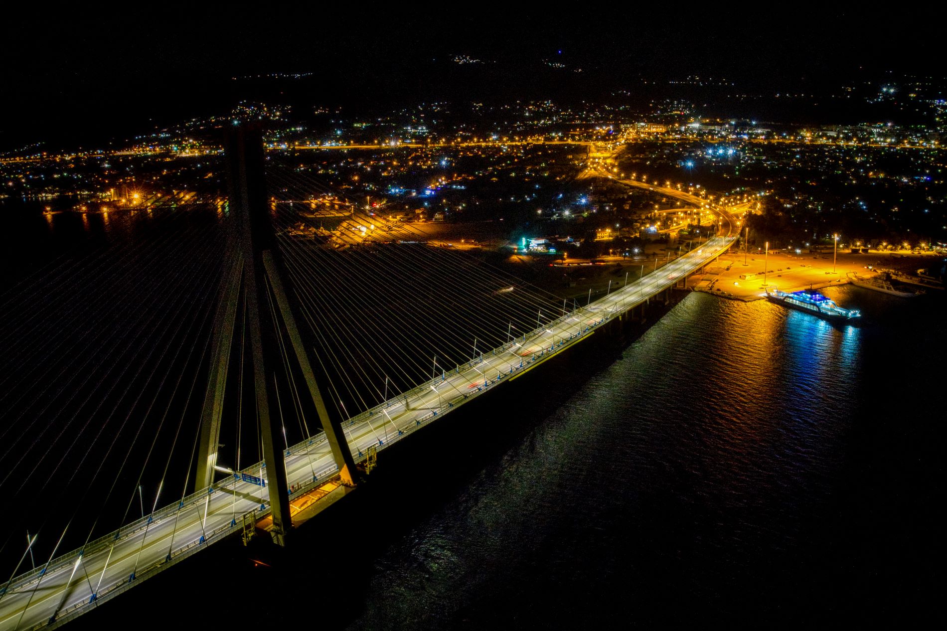 Η γέφυρα Ρίο - Αντίρριο ©Eurokinissi