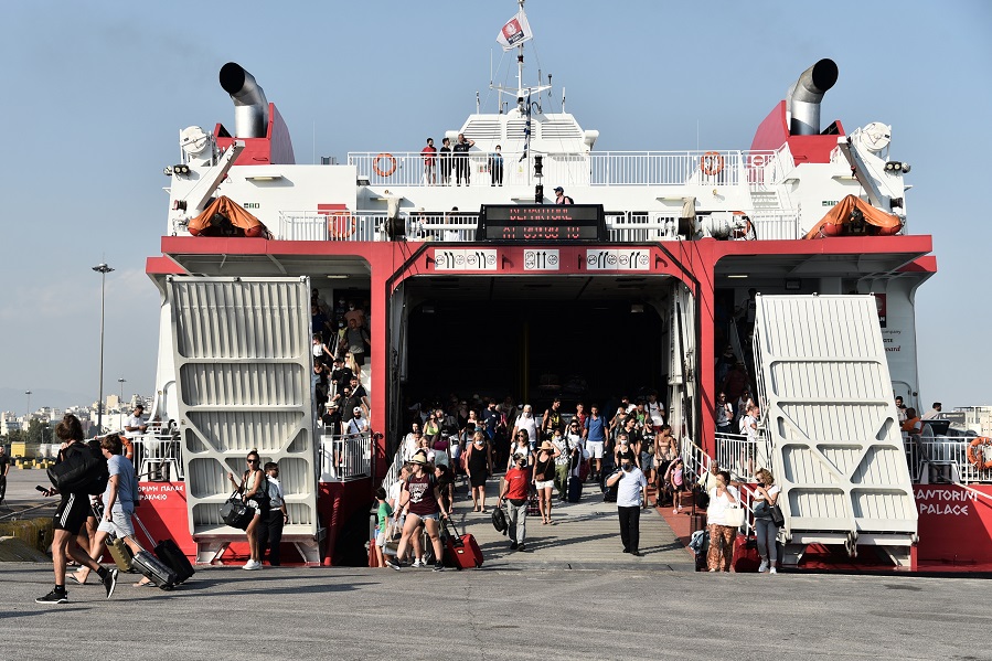ΠΝΟ: Διετή ΣΣΕ για τα πληρώματα πορθμείων