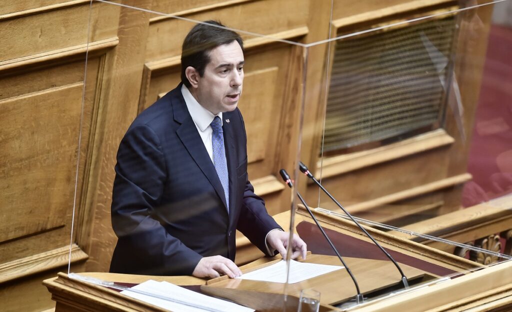 Μηταράκης: Μείωση των μεταναστευτικών ροών κατά 80%
