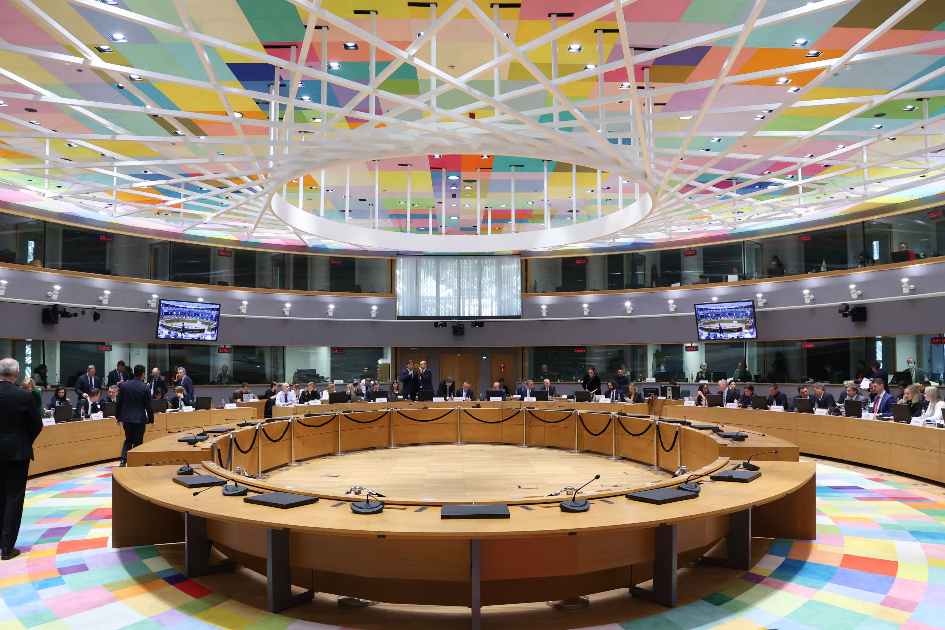 ΕΕ: Χωρίς συμφωνία για το πλαφόν στη σύνοδο των ΥΠΕΝ