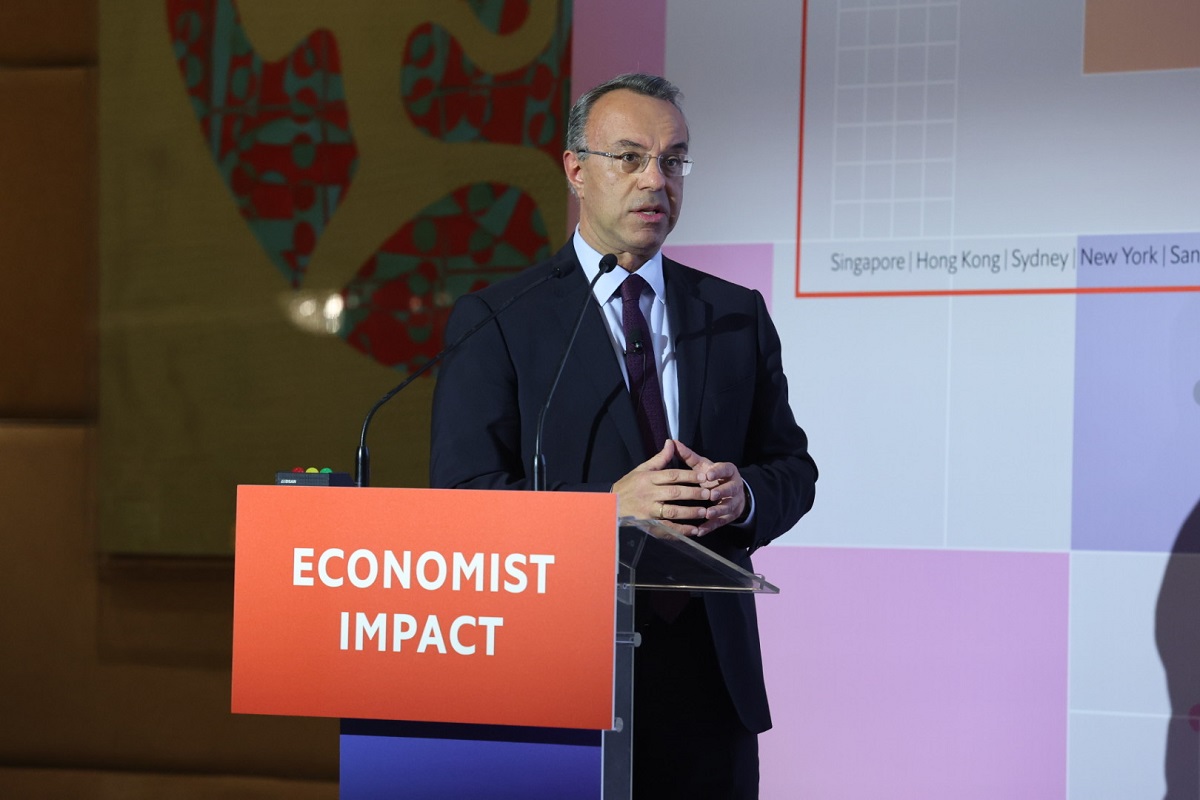 Ο Χρήστος Σταϊκούρας στο συνέδριο του Economist © Economist