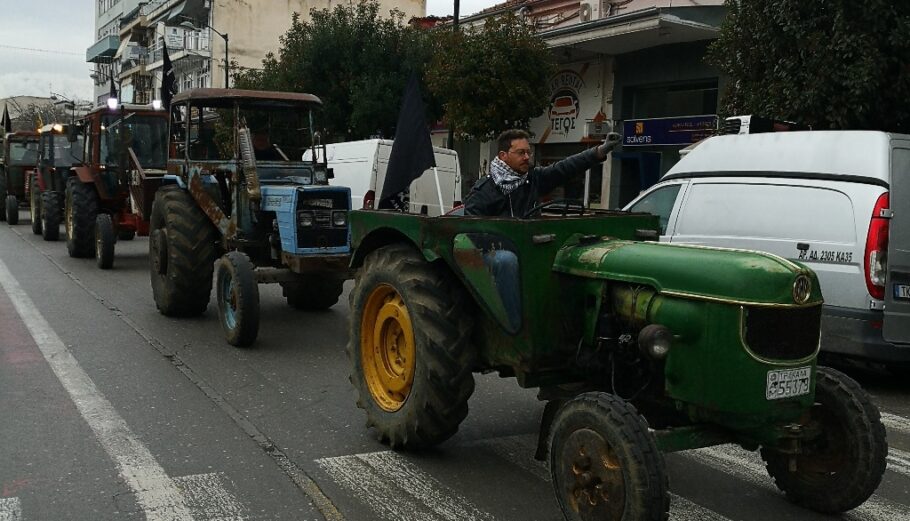 Διαμαρτυρία αγροτών στα Τρίκαλα @ ΑΠΕ-ΜΠΕ
