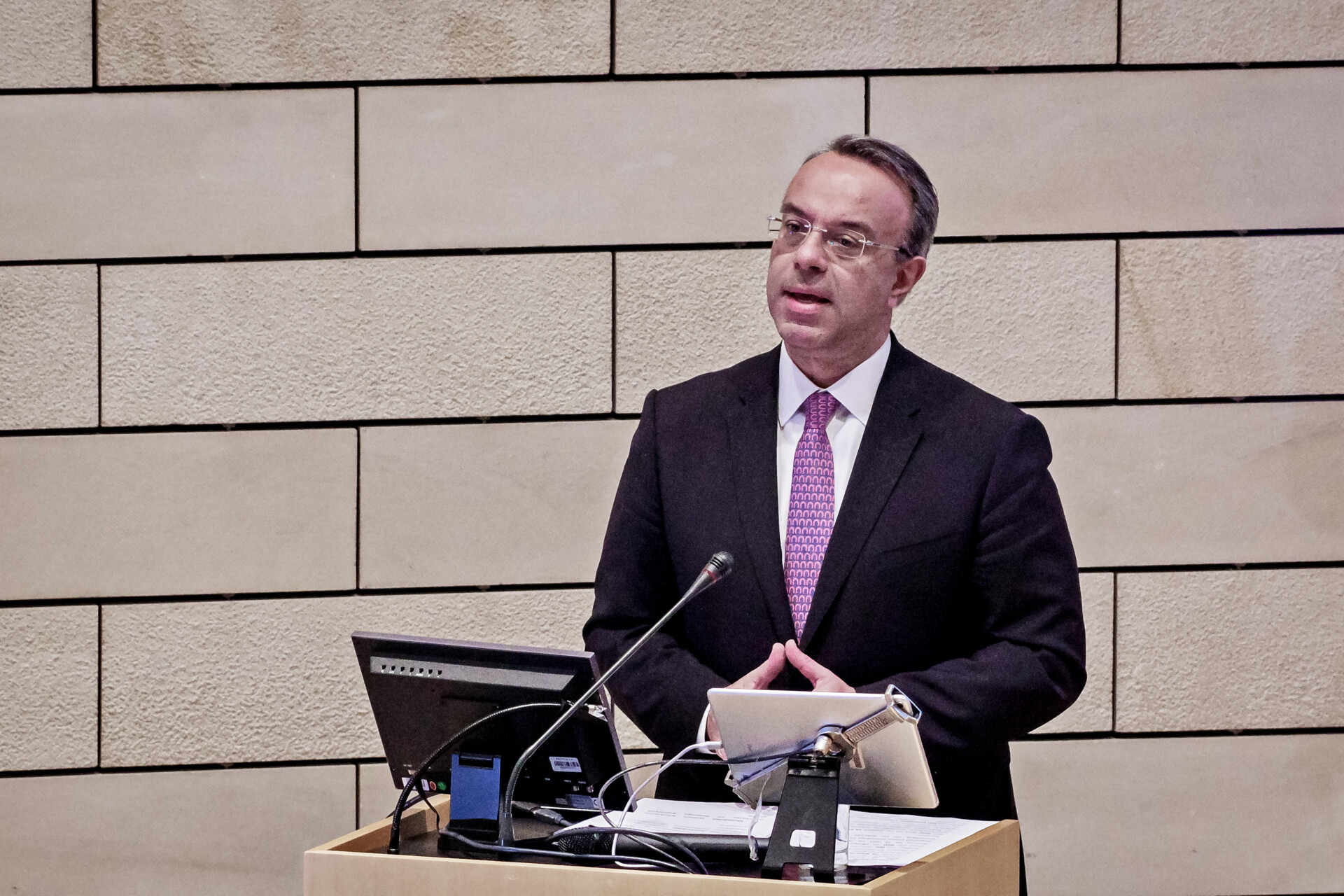 Σταϊκούρας: Στρατηγικός σχεδιασμός για ενίσχυση της αγοράς ακινήτων