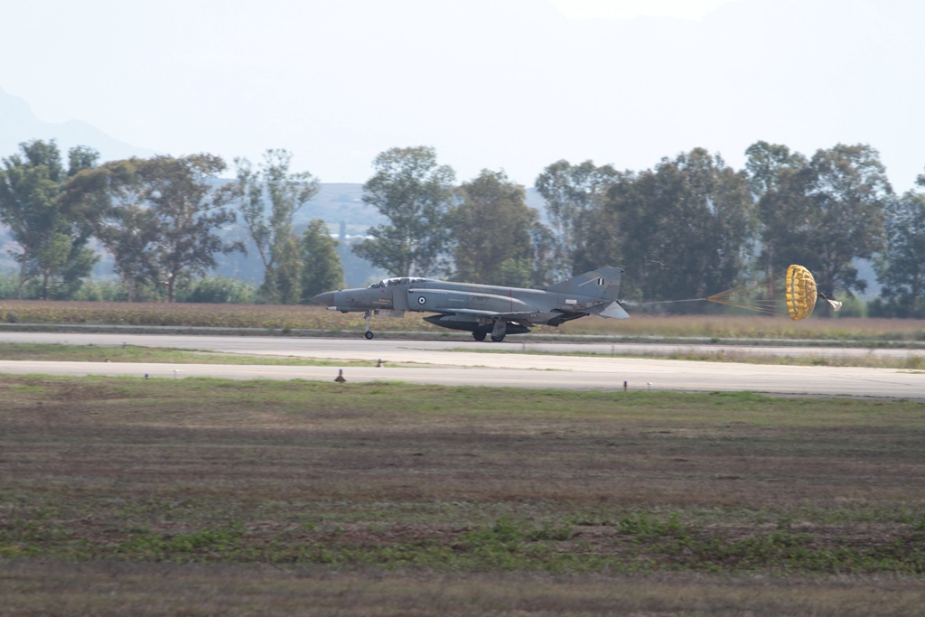 Πολεμικό Αεροπλάνο F-4 Phantom @ EUROKINISSI/Γιάννης Σπυροφνης