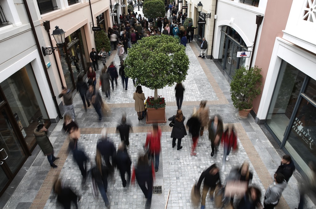 To McArthurGlen στα Σπάτα @ ΙΝΤΙΜΕ /ΛΙΑΚΟΣ ΓΙΑΝΝΗΣ