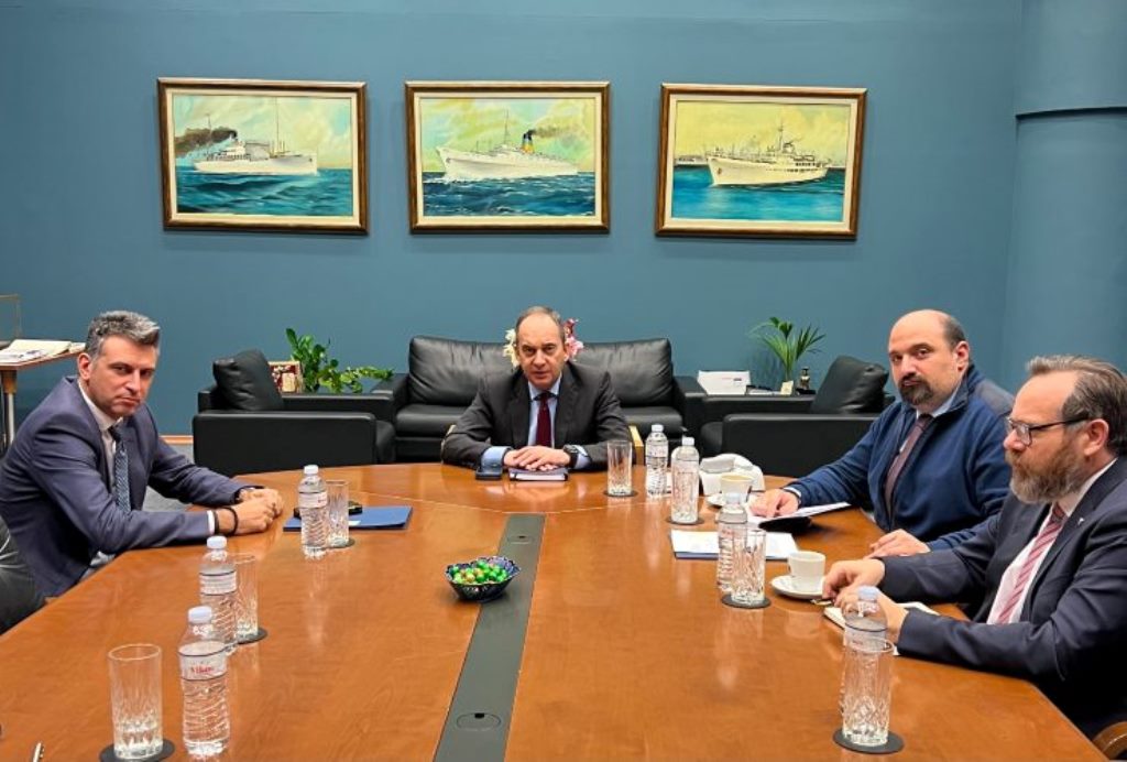 Σύσκεψη στο υπουργείο Ναυτιλίας για νέα ακτοπλοϊκή σύνδεση Β. Εύβοιας - Β. Σποράδων @ ΔΤ / ctriantopoulos.com