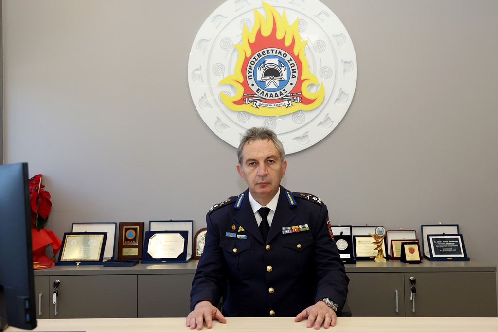 O νέος αρχηγός της Πυροσβεστικής Γεώργιος Πουρναράς @ fireservice.gr