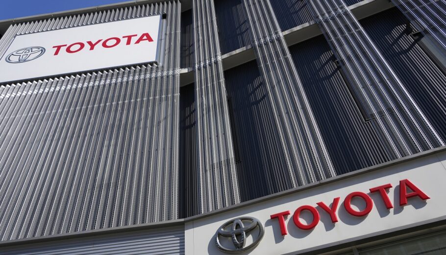 Toyota Motor © EPA/FRANCK ROBICHON