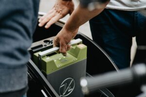 Οι καινοτομίες στον τομέα των μπαταριών ενδέχεται σύντομα να τις βελτιώσουν σημαντικά