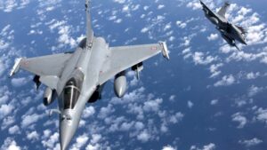 Ανεβάζει την ένταση η Τουρκία: 25 παραβιάσεις και εικονική αερομαχία με ελληνικό μαχητικό