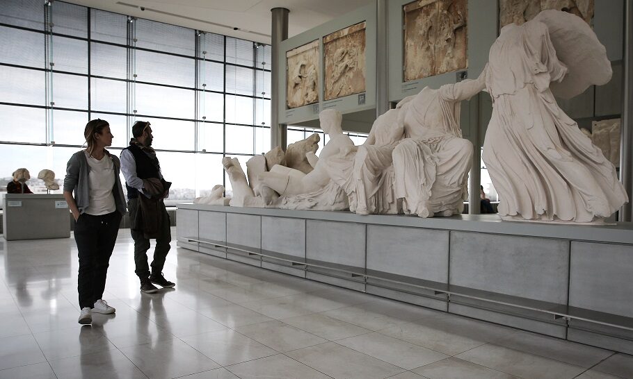 Telegraph: Πολύ κοντά σε συμφωνία για τα Γλυπτά – Το αγκάθι