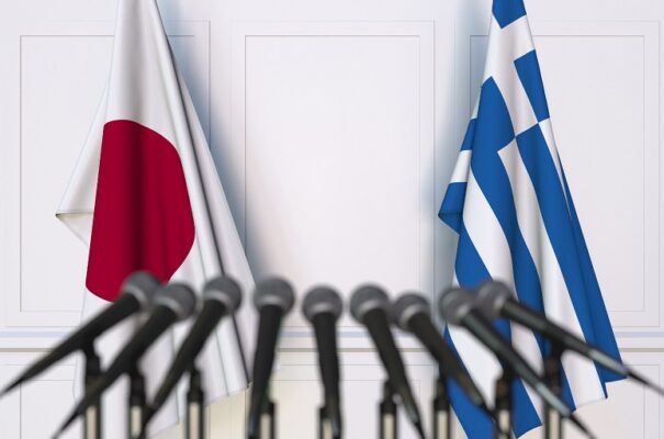 Σημαίες Ιαπωνίας - Ελλάδας©123RF