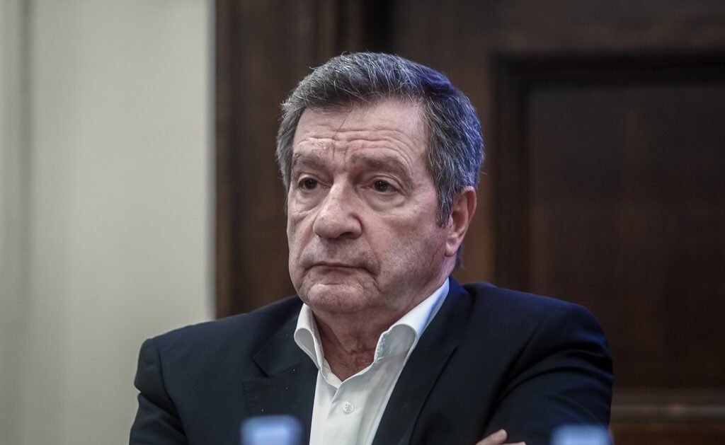 Καμίνης: Κατέθεσε μήνυση για την έμμεση παρακολούθησή του