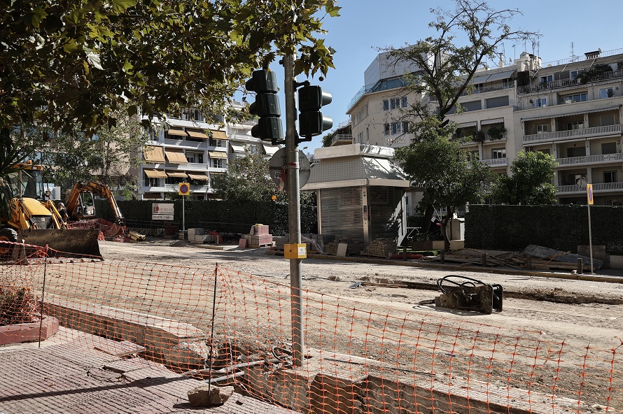Ξεκινούν τη Δευτέρα τα έργα ασφαλτόστρωσης στο Κολωνάκι