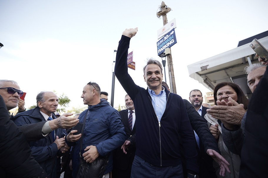 Μητσοτάκης: Προτεραιότητά μας να αυξηθούν οι μισθοί
