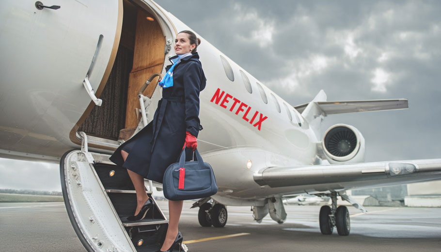 Netflix: Ψάχνει αεροσυνοδό και πληρώνει 385.000 δολάρια