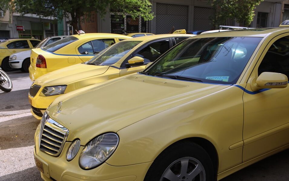 Πράσινα Ταξί: Πάνω από 240.000 ευρώ σε 13 δικαιούχους για ηλεκτρικά ταξί