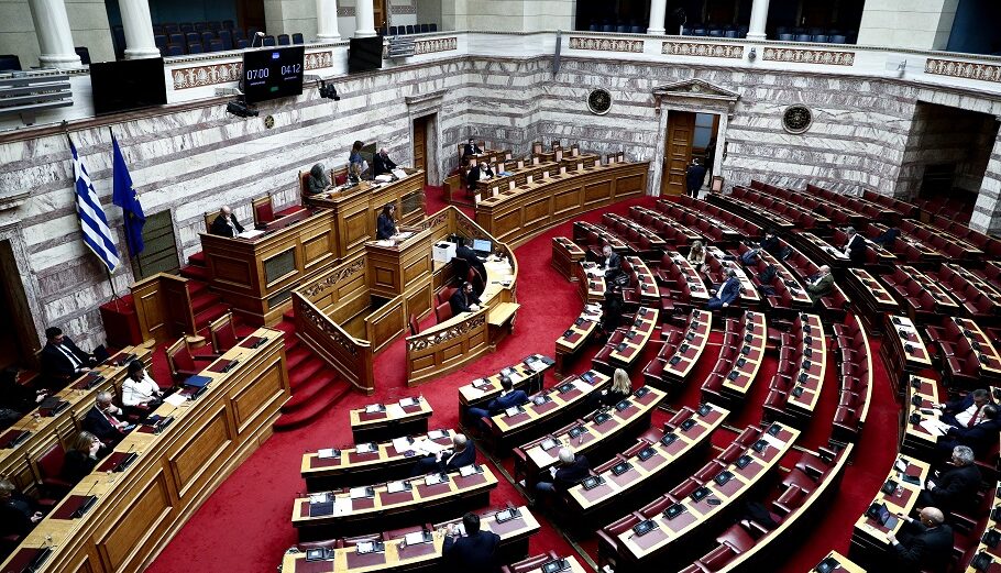Συζήτηση στην Ολομέλεια της Βουλής επί της πρότασης δυσπιστίας κατά της κυβέρνησης Μητσοτάκη, που κατέθεσε ο ΣΥΡΙΖΑ @Eurokinissi